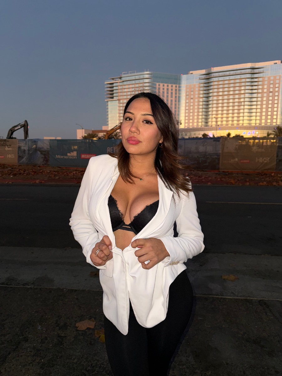 Take a pause and enjoy Ali Cruz — streaming from Sao Miguel de Tucuman