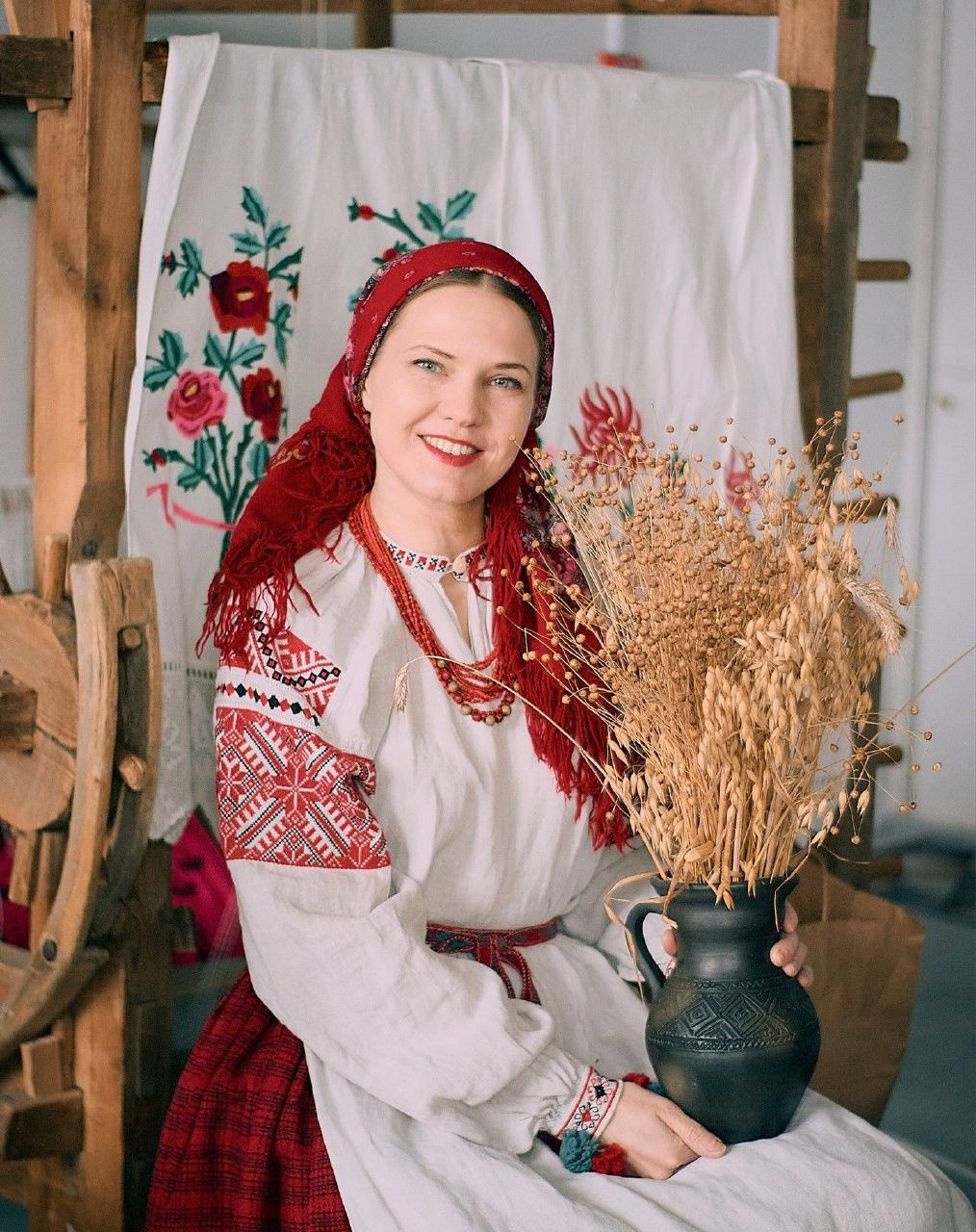 Women in Slavic costumes in Sao Miguel de Tucuman