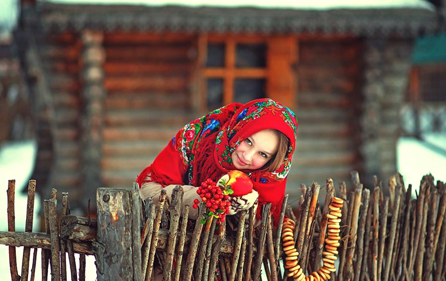 Sexy girl Women in Slavic costumes in Sao Miguel de Tucuman