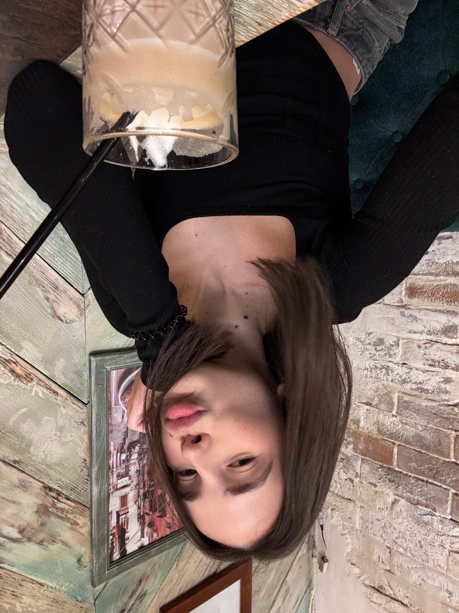 Fresh photos, fresh mood — Tina online in Sao Miguel de Tucuman